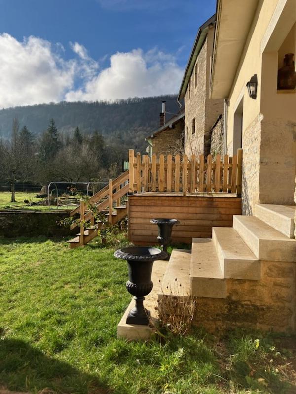 Superbe Logement "Loulaloue" ! Ornans Exteriör bild