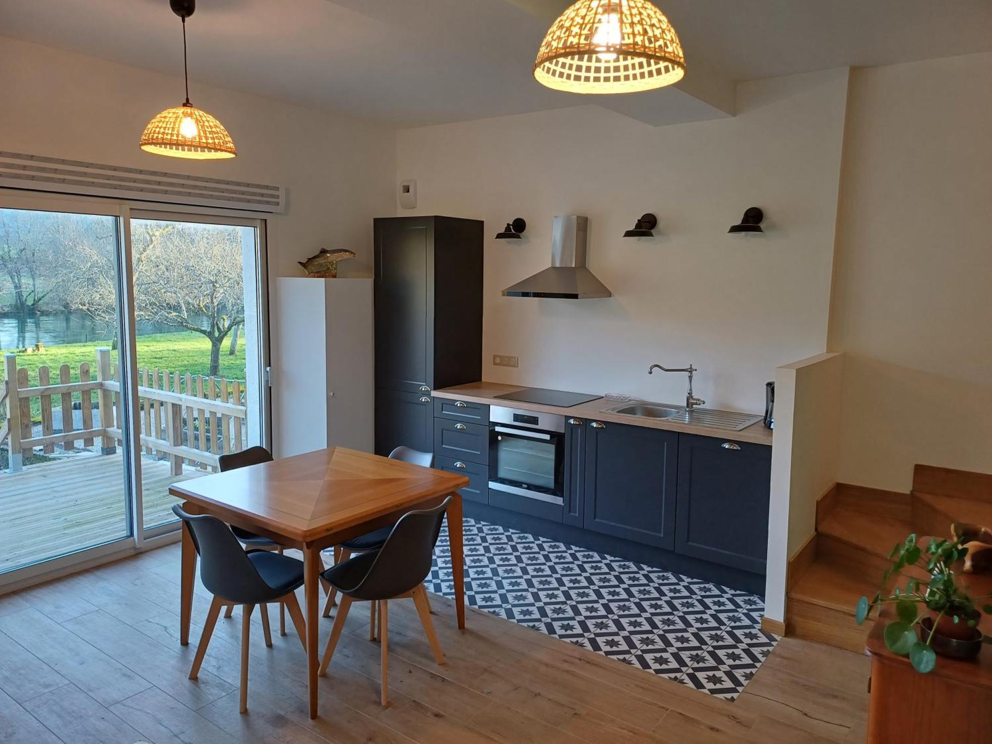 Superbe Logement "Loulaloue" ! Ornans Exteriör bild