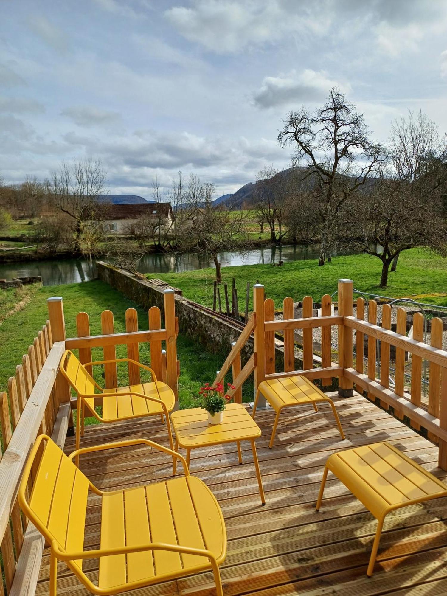 Superbe Logement "Loulaloue" ! Ornans Exteriör bild